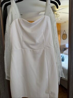 White Strapless Mini Dress with Sheer Beaded straps Lulus size medium🍀